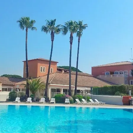 Golfs De Valescure Saint-Raphael (Var)